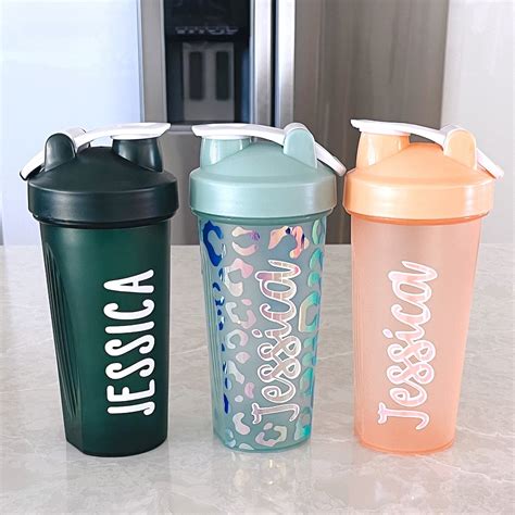 custom shaker bottles no minimum.